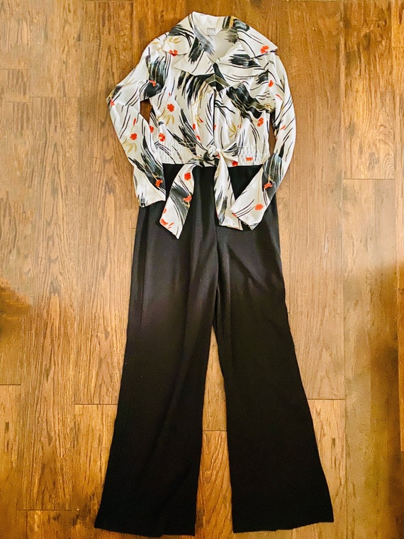 70s Wide Leg Black & White with Red-Orange Abstra… - image 3