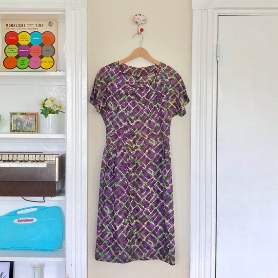 50s 60s Green and Purple Abstract Print Wiggle Dr… - image 3