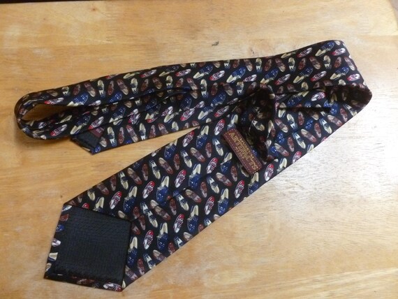 museum artifacts neckties