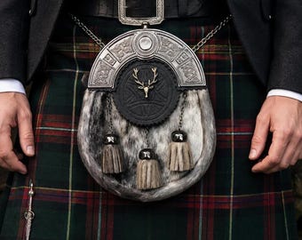 Sporran con cabeza de ciervo escocés / Bolsa de piel y kilt hecha a mano con cinturón y cadena