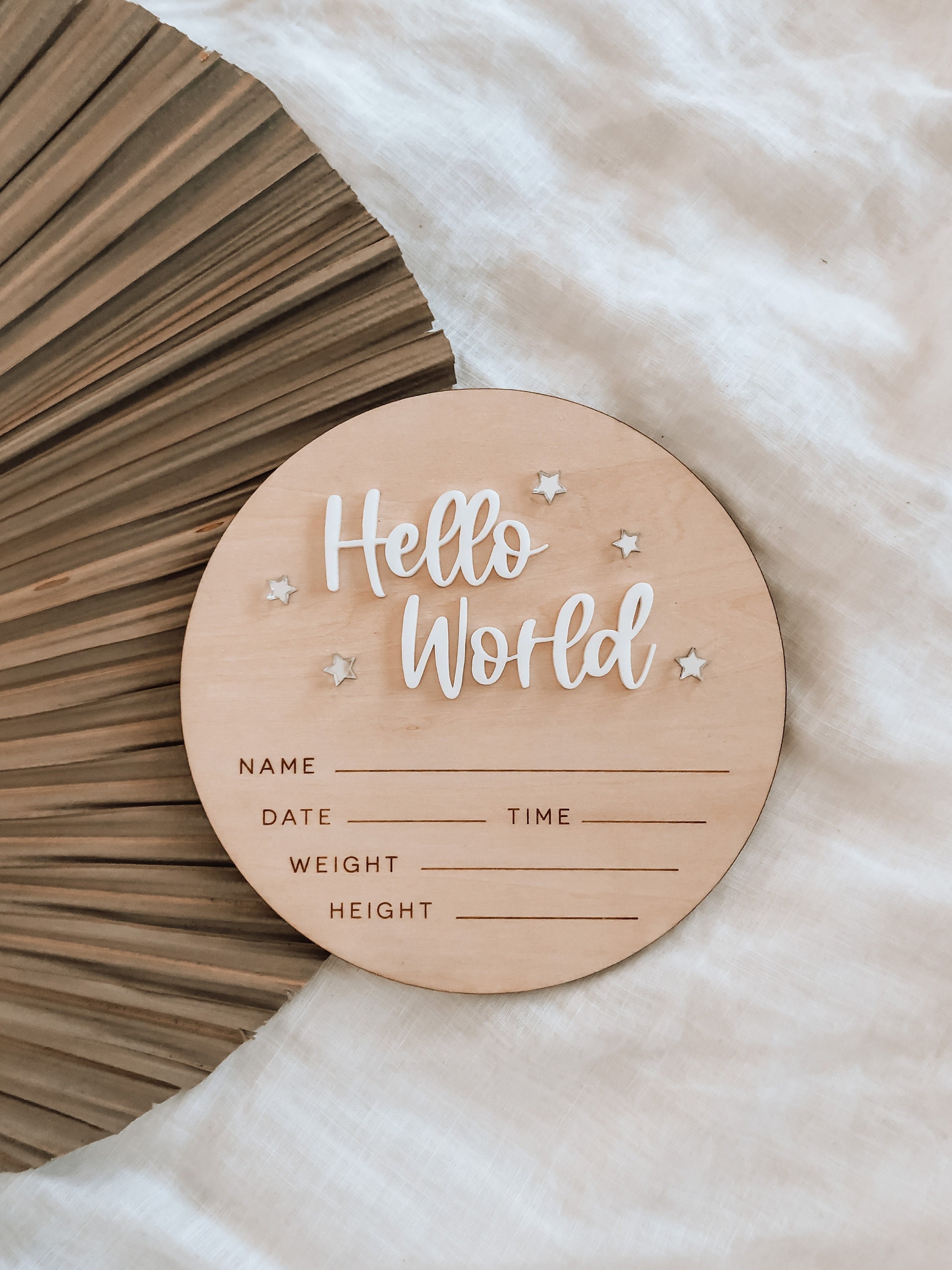 Panneau Hello World, Faire-part bébé, Panneau en bois Hello World, Plaque  d'annonce de bébé, accessoire photo nouveau-né, Décoration pour chambre de  bébé, Disque Hello World -  France