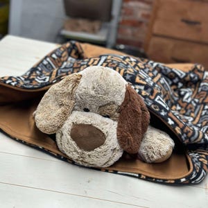 Medium Cozy Dog Bed: Burrow Pouch Snuggle Sack