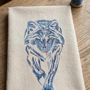 Diseño de bordado de boceto de cara de lobo enojado, parche de animal salvaje feroz (descarga instantánea)