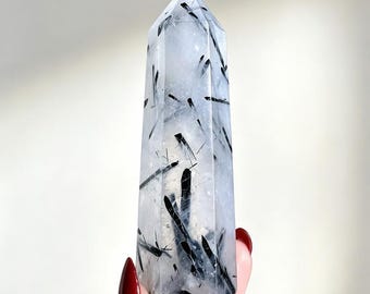 Tour de tourmaline noire naturelle sculptée à la main (8-10 cm et plus), pointe de quartz cristal, obélisque en tourmaline noire, décoration intérieure, soin Reiki, cadeau en cristal (1 pièce)