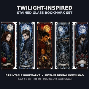 Puede incluir: Un conjunto de cinco marcapáginas rectangulares con ilustraciones estilo vidriera de personajes y escenas de la serie Twilight. El texto incluye TWILIGHT-INSPIRED STAINED GLASS BOOKMARK SET, FORKS, CULLEN y FOREVER IS ONLY THE BEGINNING.