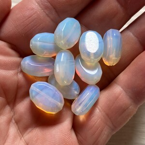 Perles à facettes opalite