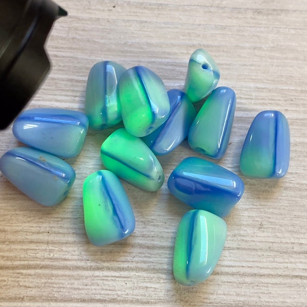 Vintage  satin uranium glass beads