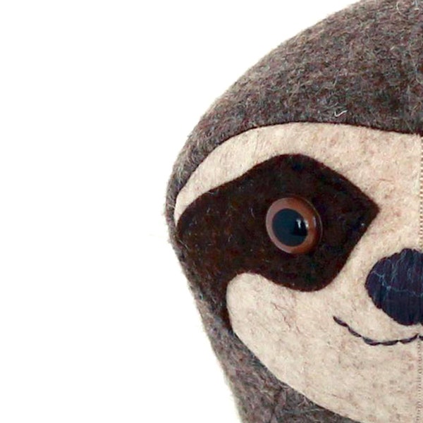 Sloth plush pdf sewing pattern. Detailed downloadable ebook pattern and detailed instructions