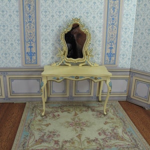 Tocador de casa de muñecas en miniatura. Tocador de estilo Luis XV. Muebles 1:12 para decoración de casa de muñecas, armario barroco francés