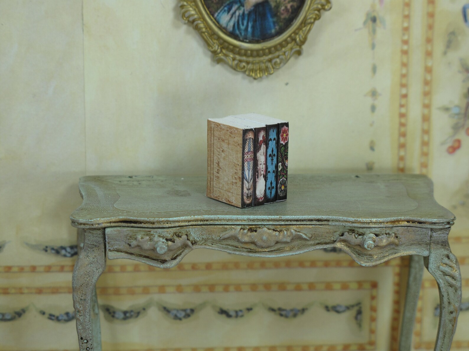 Stapel vier schäbige schicke dekorative Bücher Bibliothek | Etsy