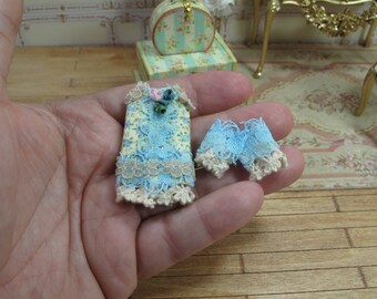 NEW** Dollhouse Clothing Dolls. Ladies Edwardian Dress on Hanger.  1,12 Lady  victorian Blousse. Miniatures Victorian girl dress  Wardrobes.