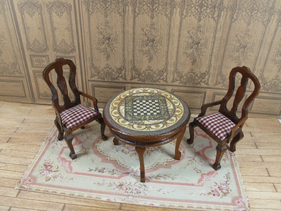 dollhouse display table