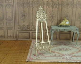 Miniature maison de poupée Louis XV chevalet en bois finition dorée. Échelle 1 : 12 Accessoires de décoration de meubles Miniature de style XVIIIe siècle pour maison de poupée