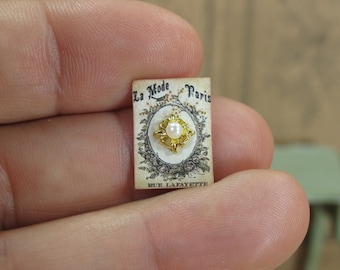 Dollhouse Miniature victorian brooche in french Cards. Ladies jewelry on a display for dollhouse collectors. Miniature sewing Haberdashery.