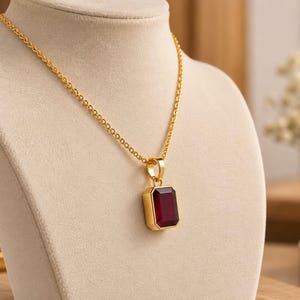 Colgante solitario de rubí talla esmeralda, chapado en oro de plata de ley 925.
