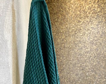 Green Waffle Linen Bath Towel, Soft Organic Sauna Towel