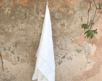 Organic Linen Waffle Bath Towel, Stonewashed Rustic Texture