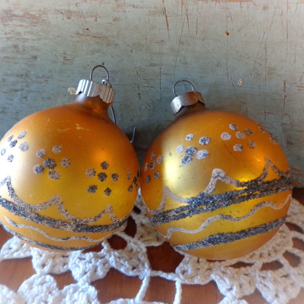 Shiny Brite ornaments hand painted mica gold vintage set of 2