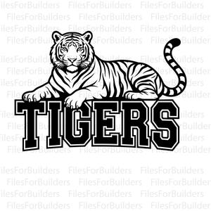 Peut inclure: Une illustration graphique en noir et blanc représentant un tigre allongé avec la queue recourbée vers le haut. Sous le tigre, le mot TIGERS est écrit dans une police de caractères grasse et en bloc. Le design présente des lignes nettes.