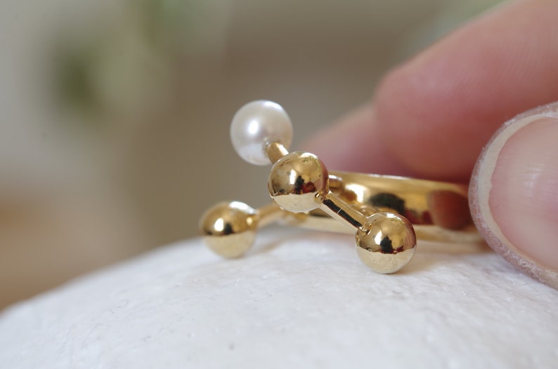 Geometric Ring in Gold-plated Silver with Pearl, Modern Spheres Ring, Design Jewelry image 4