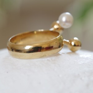 Geometric Ring in Gold-plated Silver with Pearl, Modern Spheres Ring, Design Jewelry image 9