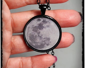 Full Moon Pendant Necklace