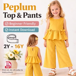 Puede incluir: Un conjunto amarillo de top peplum sin mangas y pantalones anchos. El texto dice: Peplum Top & Pants, Beginner Friendly, Instant Download, 2Y - 16Y, PDF Print A4, A0, US Letter & Instructions. El diseño incluye pequeños lazos en la cintura.