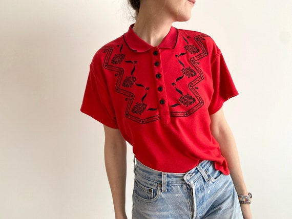1980s Black Stencil Embroidered T Shirt / Vintage