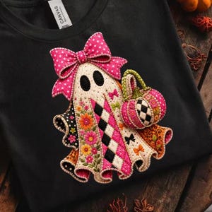 Fantasma Patchwork PNG, Fantasma di Halloween PNG, Design di maglietta con fantasma patchwork finto, Fantasma di Halloween civettuolo