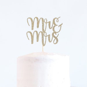 Mr & Mrs Cake Topper - Glitter - Wedding Cake Topper. Engagement Party. Mr and Mrs. Mr and Mrs Cake Topper. Cake Toppers for Wedding.