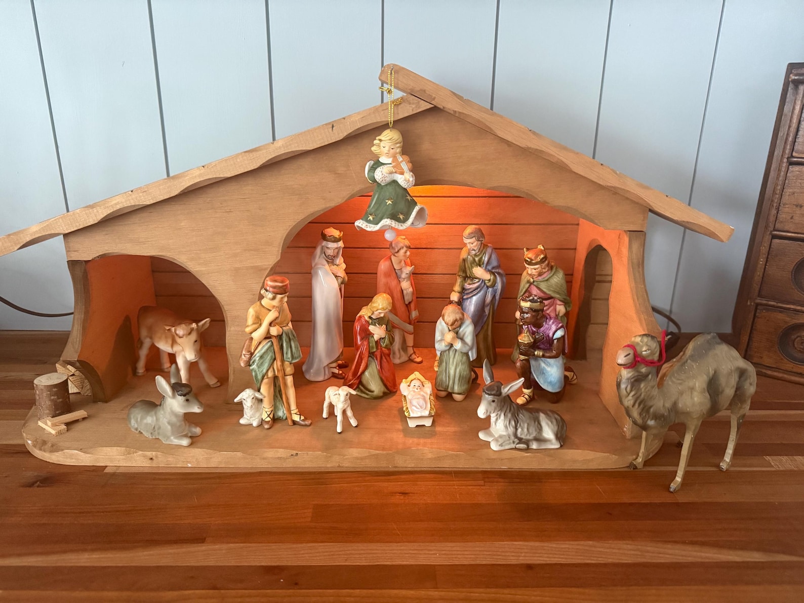Goebel Hummel Nativity with Original Creche