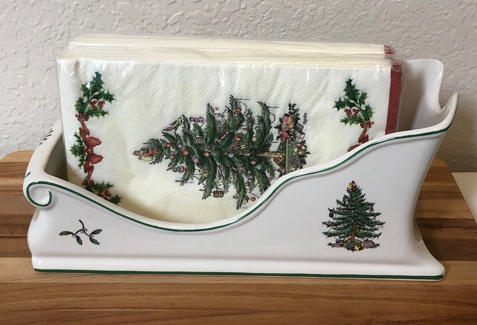 Spode Christmas Tree Sleigh Napkin holderPlus 32 Napkins Etsy