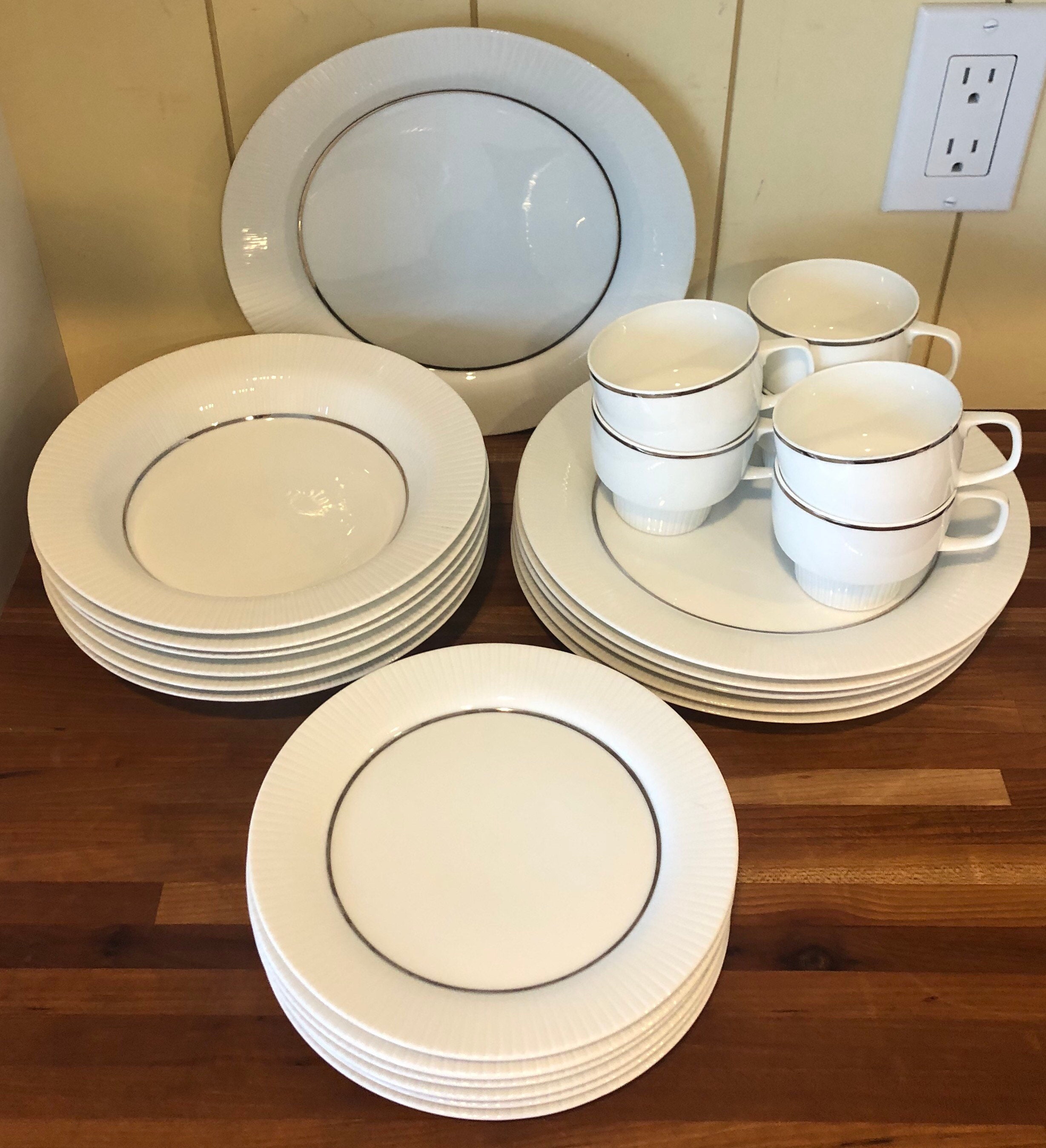 ドイツ製 ROSENTHAL【Siam Yellow】リムディープディッシュ6枚 ドイツ製 ROSENTHAL【Siam Yellow】リムディープディッシュ6枚
