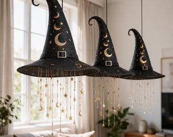 Verlichte heksenhoed windgong, hemelse Halloween decoratie, gloeiende heksenwindgong, hemelse maan- en sterrenhangdecoratie, gotische verandaverlichting