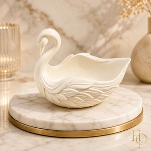 Elegant Swan Jewelry Tray for Vanity | Ivory Ring Holder & Decorative Trinket Dish