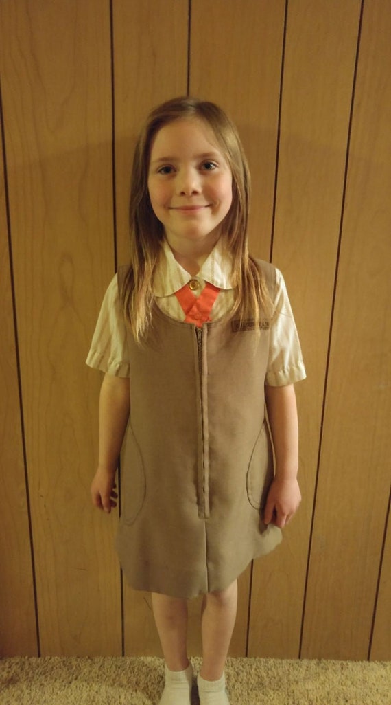 Vintage 1980s Girl Scout Brownie Uniform