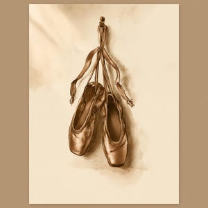 Op de afbeelding: Een sepia-kleurige illustratie van een paar balletschoenen die aan hun lange, geknoopte linten aan een kleine haak hangen. De tekening bevat gedetailleerde arceringen en schaduwen om de zachte structuur van de schoenen en de vloeiende stof van de linten tegen een lichte, neutrale achtergrond te definiëren.