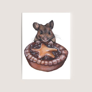 Mini carte postale imprimée avec une souris, 5 x 7 po. | Souris avec une tarte hachée ; Impression d'art mignonne pour les amateurs de petits animaux | Art animalier par Jenny Pond, oeuvre d'art JP