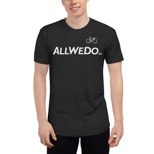 Camiseta con logotipo AllWeDo // Fabricada en EE. UU. imagen 1