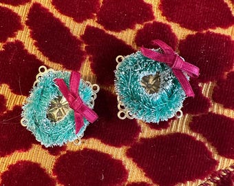 set of 2 vintage Christmas wreath button covers