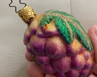 Vintage ornament van geblazen druivenglas