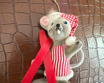 Vintage Flocked Skiing Mouse