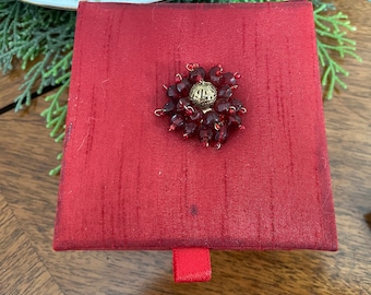Scatola regalo in seta imbottita