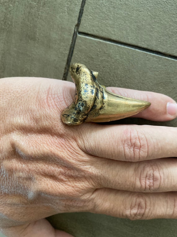 Antique Brass Sharks Tooth Ring