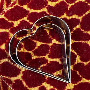 set of 2 vintage valentine hearts  cookie cutters