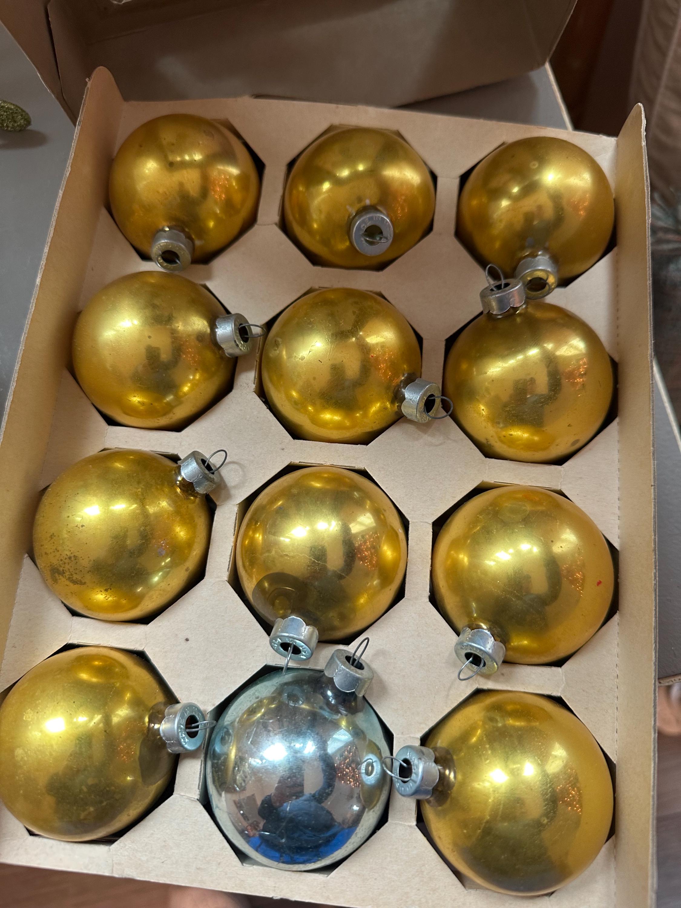 Vintage Box of 12 Glass Christmas Ornaments - Etsy