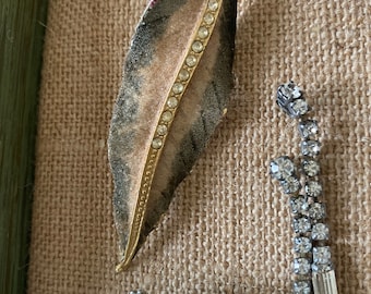 Broche vintage con forma de hoja de otoño