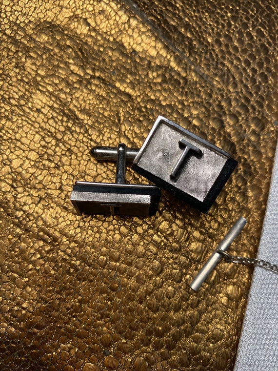 Mens Vintage Cufflinks & Tie Clip Set