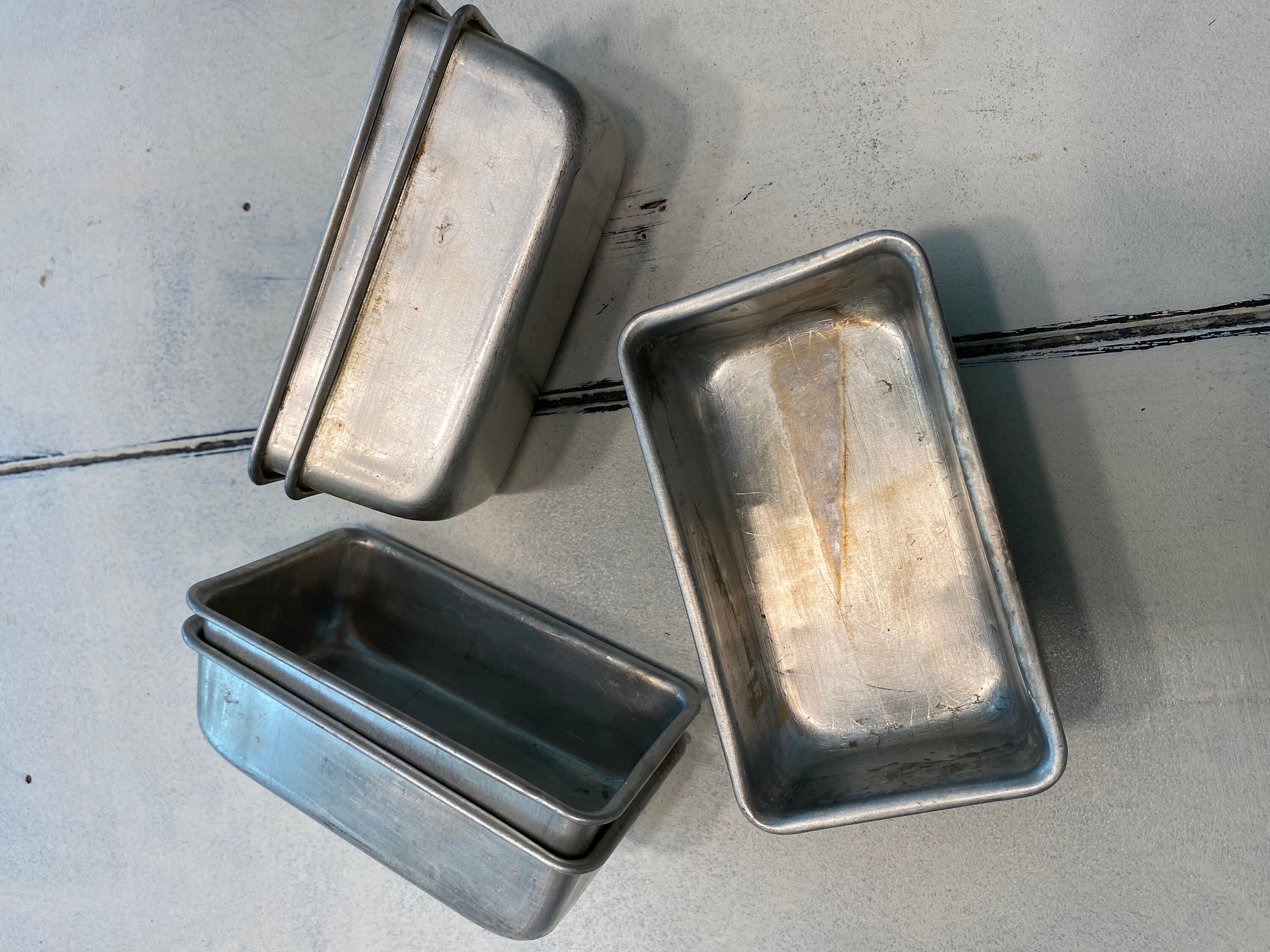 Vintage 1940s to 1960s Small Worthmore Aluminum Loaf Baking Pan