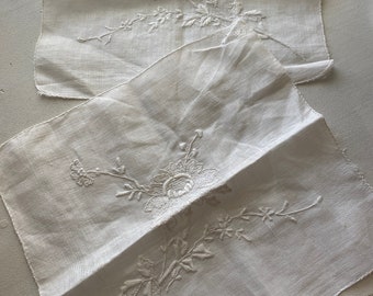 2 fazzoletti vintage in pizzo ricamato